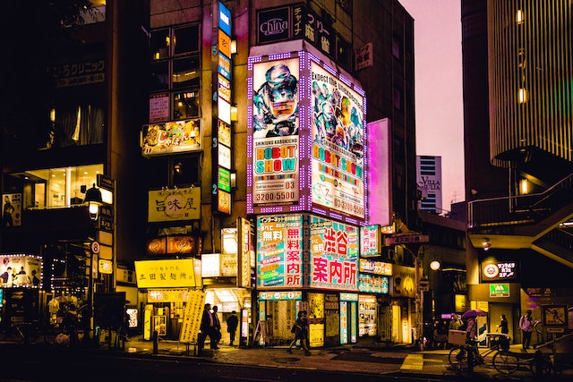 庆阳寻找学术平衡：留学日本如何处理学业与生活